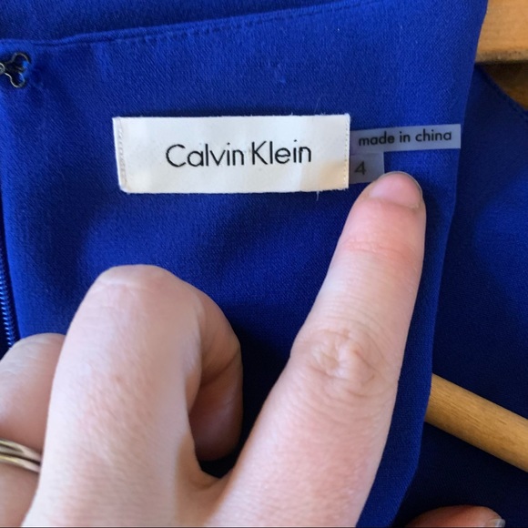 Calvin Klein royal blue cinched waist asymmetrical ruffle cap sleeve party dress - Picture 4 of 10